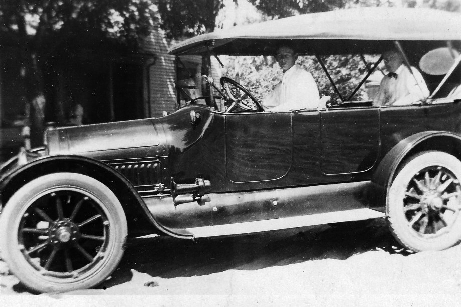 photo4x6marys_car2menafsc2 2