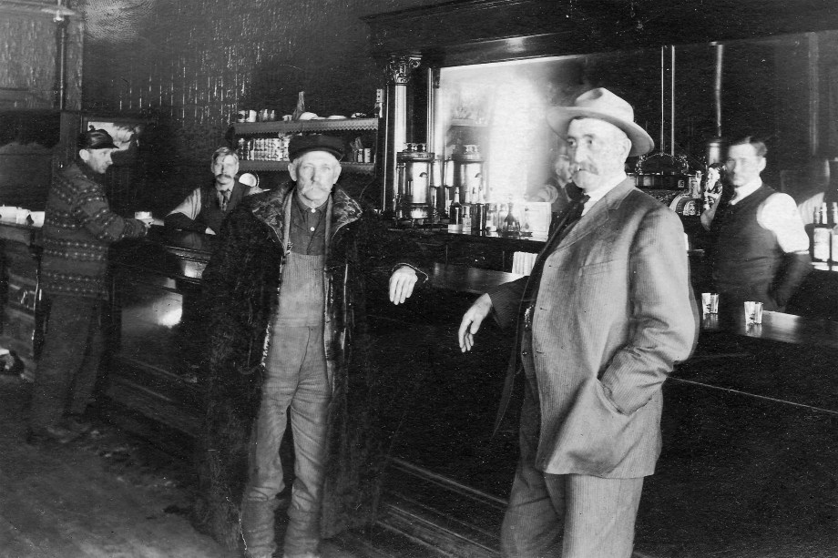 weber_postcard2_4men_afsc77p